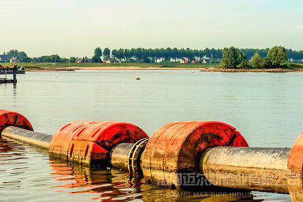 500mmPE管及浮體疏浚案例